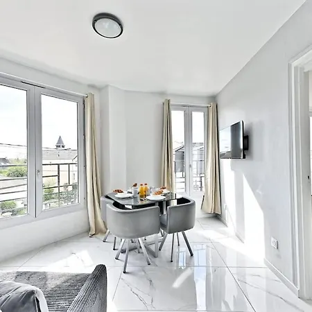 Lumineux Et Moderne - *